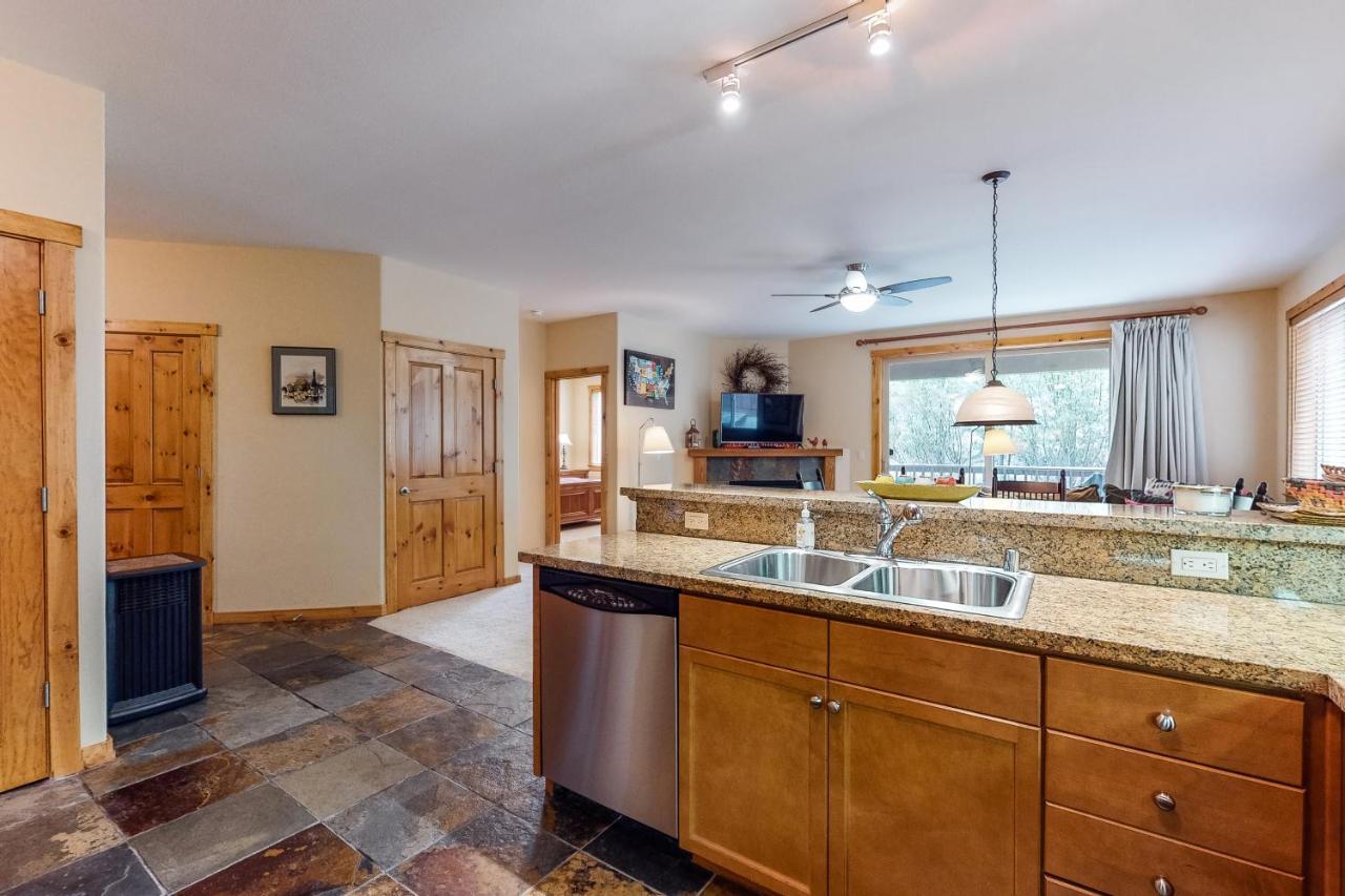 Comfortable And Convenient Truckee Condo Exterior photo